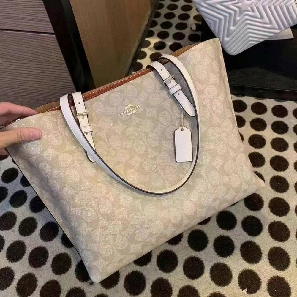 Coach Mollie Tote In Signature Canvas